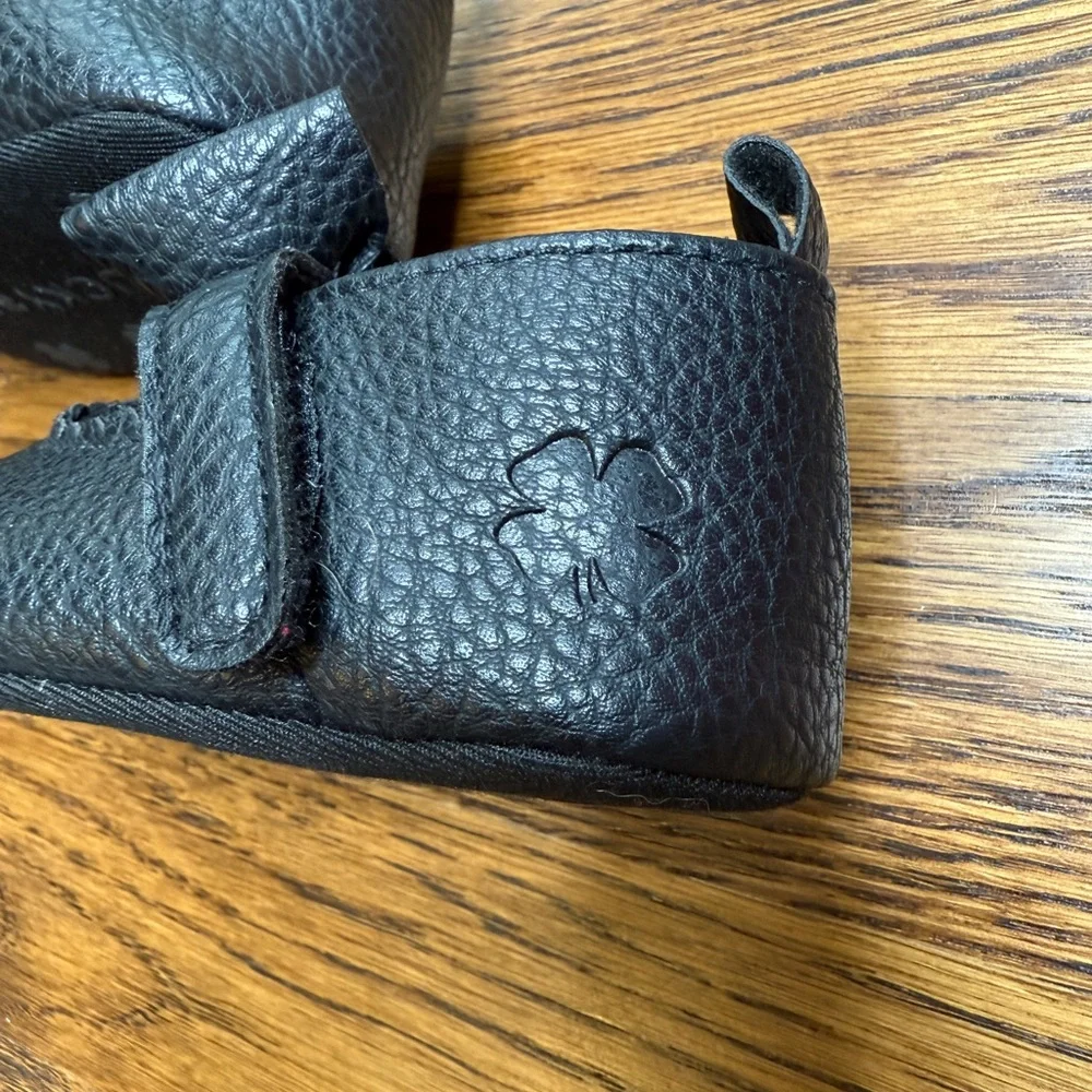 LUCKY BRAND Black “Emma” Baby Crib Shoes with Bow Velcro Closure Sz 4 (9-12m)